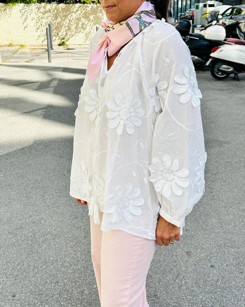 Tunique blanche à fleurs