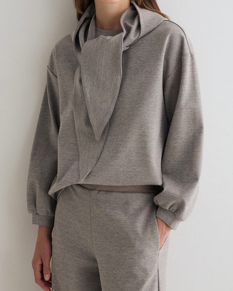 Sweat gris chiné à capuche amovible