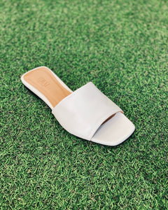 Mules en cuir crème Sofia Toral
